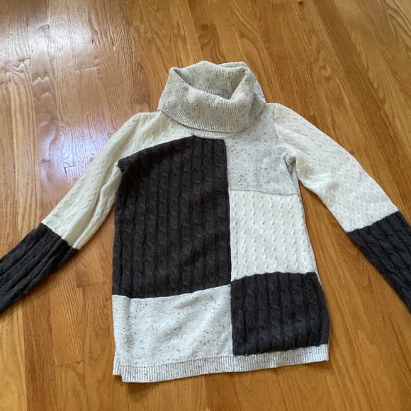 Calvin Klein ladies long cowl neck sweater. - Picture 1 of 4